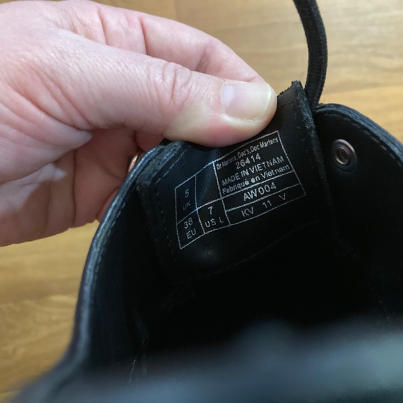 Dr. Martens 1461 Iridescent Hardware Black Milled Napa Leather Oxfords Women 7 - Picture 16 of 16